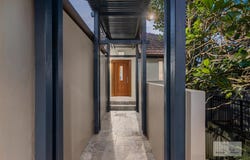 120 Dornoch Terrace, Highgate Hill, Qld 4101