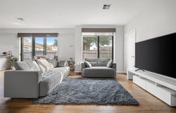 1B Liquidamber St, Doveton, Vic 3177