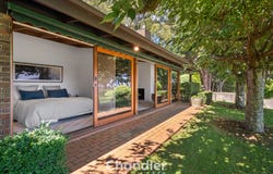 27 Trumpington Grove, Kallista, Vic 3791