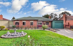 11 Crisp Road, Elizabeth Downs, SA 5113