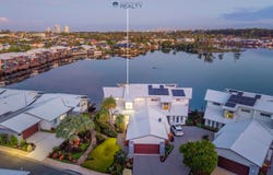 32/1 Manacor Place, Coombabah, Qld 4216