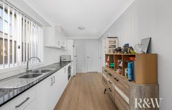 64 & 64A Lucena Crescent, Lethbridge Park, NSW 2770