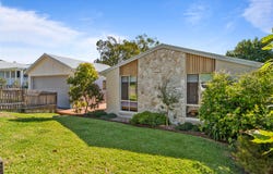 23 Premier Way, Bateau Bay, NSW 2261