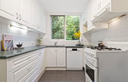 25/17-21 Tivoli Place, South Yarra, Vic 3141