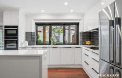 2 Goldsbrough Close, Macarthur, ACT 2904