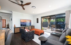 11/10 Loftus Street, Deagon, Qld 4017