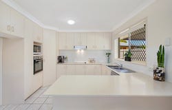 14 Stringybark Street, Regents Park, Qld 4118