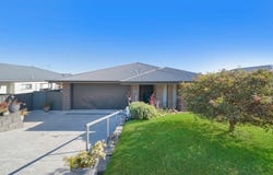 48 Prior Circuit, West Kempsey, NSW 2440