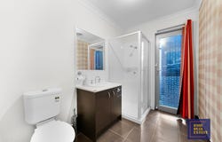 2/32 Parawong Parade, Wyndham Vale, Vic 3024