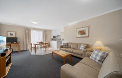 20/4 Tench, Kingston, ACT 2604