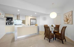 20A/28 Bayview Street, Runaway Bay, Qld 4216