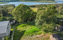 18 Crescent Drive, Russell Island, Qld 4184