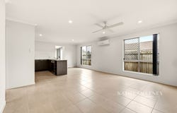 33 Jones Street, Rothwell, Qld 4022
