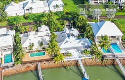 Unit 2/15 Poinciana Boulevard, Cardwell, Qld 4849