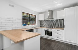 28 Playne Street, Heathcote, Vic 3523