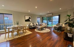 1/12 RAVIDA AVENUE,, Harkness, Vic 3337