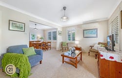 2/17 Folkestone Place, Dural, NSW 2158