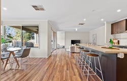 16 Manna Gum Close, Sunbury, Vic 3429
