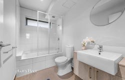 10/2 Dunoon Street, Murrumbeena, Vic 3163