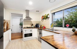 2 Lynnwood Parade, Templestowe Lower, Vic 3107