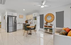 8/16 Brisbane Road, Labrador, Qld 4215