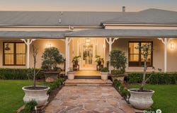 718 Grieve Road, Rochedale, Qld 4123