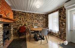32 Castlemaine Maldon Road, Maldon, Vic 3463