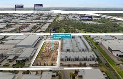 61 Canterbury Road, Braeside, Vic 3195