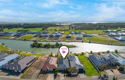 66 Blanche Parade, Hindmarsh Island, SA 5214