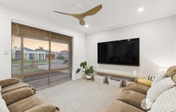 17 Springbrook Avenue, Ellenbrook, WA 6069