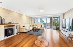 R105/`183 West Coast Highway, Scarborough, WA 6019