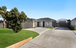 21 Lansell Drive, Cranbourne North, Vic 3977