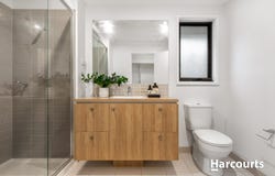 16 Whitehaven Street, Berwick, Vic 3806