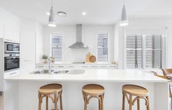 2/22 Teal Avenue, Paradise Point, Qld 4216