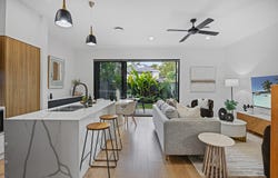 9/31 Griffith Place, Seven Hills, Qld 4170