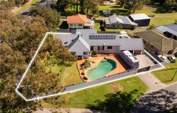 2 Reynolds Street, Carindale, Qld 4152