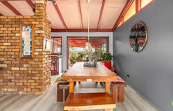 145 Springwood Road, Springwood, Qld 4127