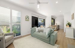 1/18 Oasis Close, Manly West, Qld 4179