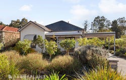 16 Chloe Drive, Broadford, Vic 3658