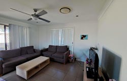 2/32 Bishop Drive, Miles, Qld 4415