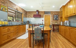 29 Highfields Road, Highfields, Qld 4352