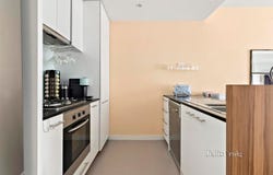 404/66 Mt Alexander Road, Travancore, Vic 3032
