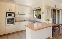 1/7 Somerset Crescent, Mansfield, Vic 3722