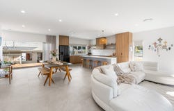 34 Mitchell Avenue, Currumbin, Qld 4223