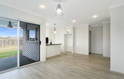 22 McInnes Crescent, Glenvale, Qld 4350