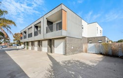 6/38 West Lakes Boulevard, Albert Park, SA 5014
