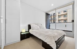 8/8 Victoria Avenue, Perth, WA 6000
