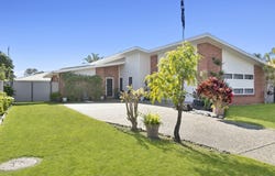 6 Sinclair Place, Ningi, Qld 4511