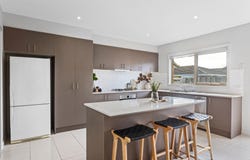 19A Dalsten Grove, Mount Eliza, Vic 3930