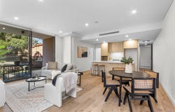 204/15-21 Hampton Court Road, Carlton, NSW 2218